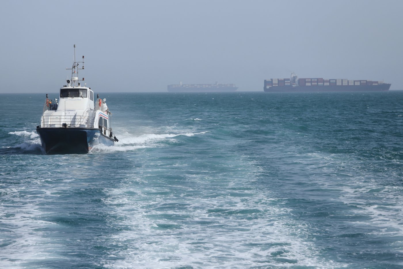 What to know as the US tries to open the Strait of Hormuz and a ceasefire wavers | iNFOnews.ca