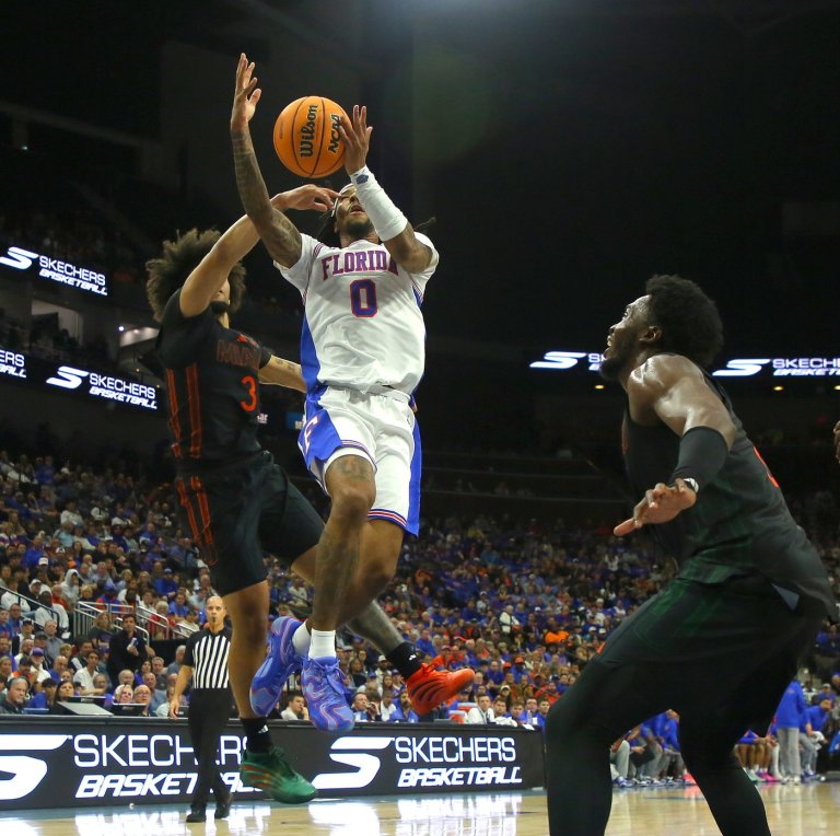 No. 10 Florida overcomes foul trouble from big men Condon and Chinyelu and beats Miami 82-68 | iNFOnews.ca