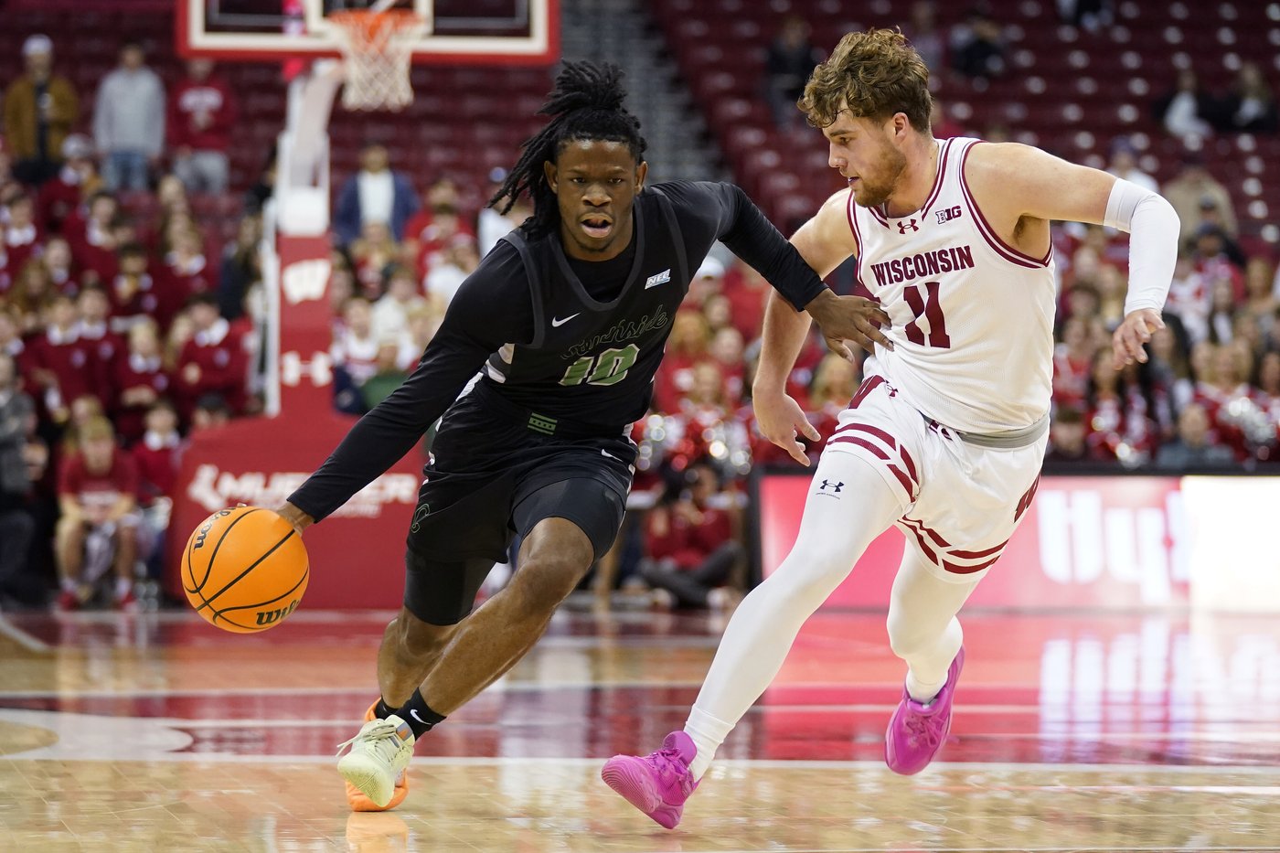 Tonje, Winter pace No. 15 Wisconsin past winless Chicago State 74-53 | iNFOnews.ca