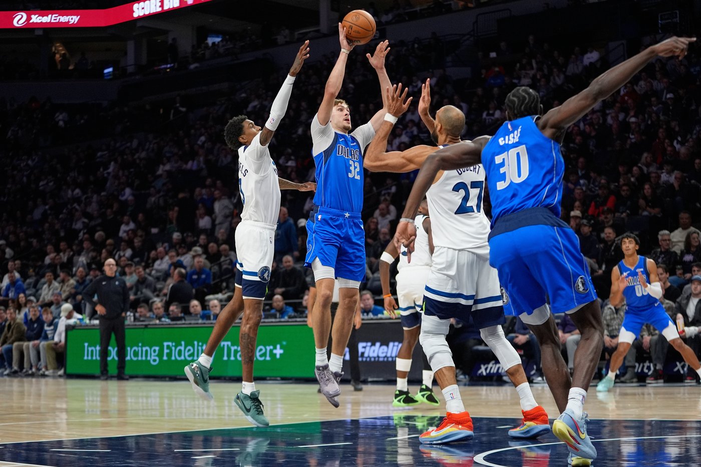 Mavericks' Cooper Flagg out with an illness, misses his first NBA game | iNFOnews.ca