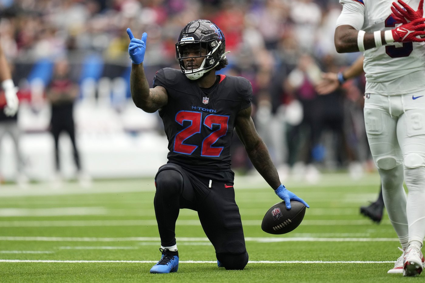 Vikings acquire RB Cam Akers in trade for 2nd straight year, send late pick to Texans | iNFOnews.ca