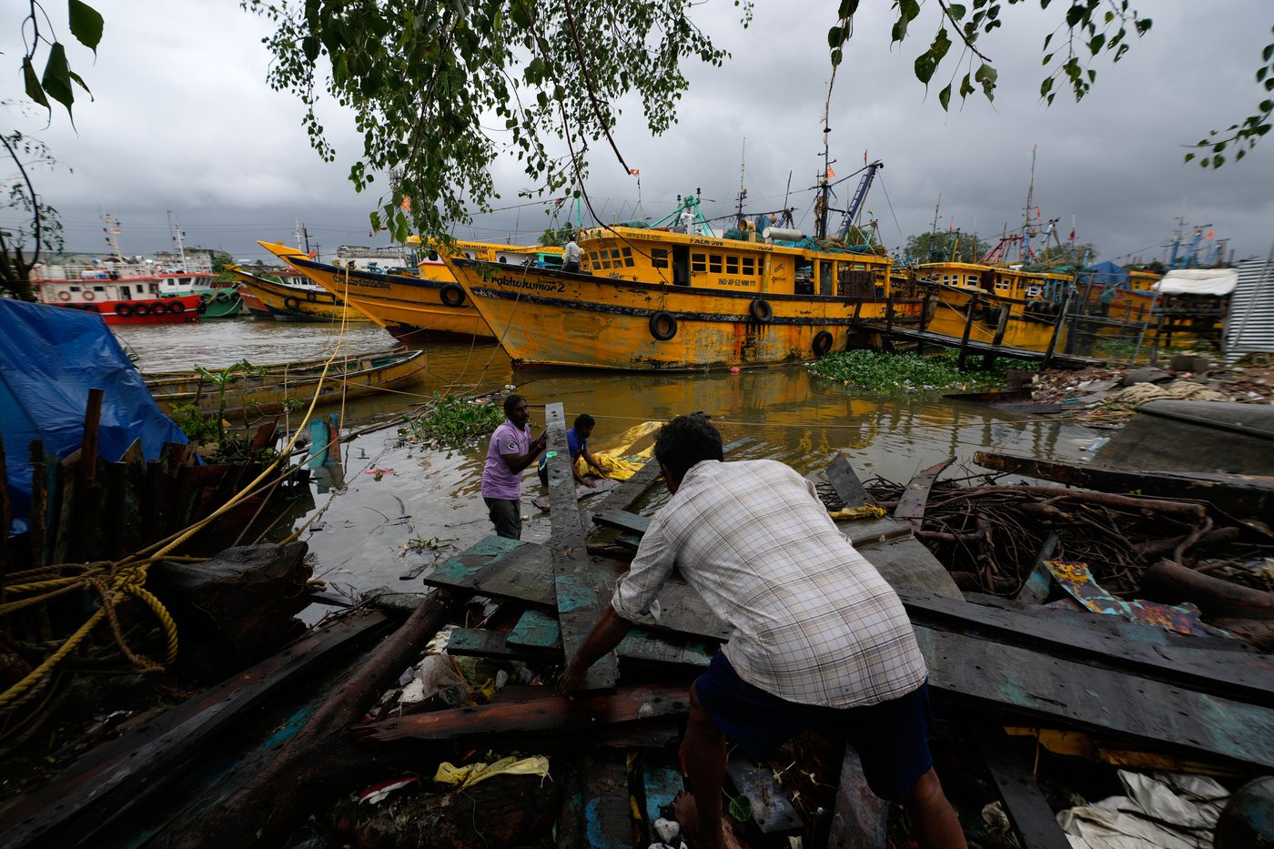 Cyclone damages homes and farmland in eastern India and kills at least 3 people | iNFOnews.ca Cyclone damages homes and farmland in eastern India and kills at least 3 people | iNFOnews.ca