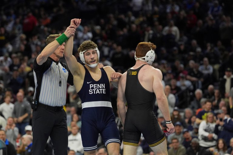 Penn State two-time NCAA champion Mitchell Mesenbrink wins Hodge Trophy as nation's top wrestler | iNFOnews.ca
