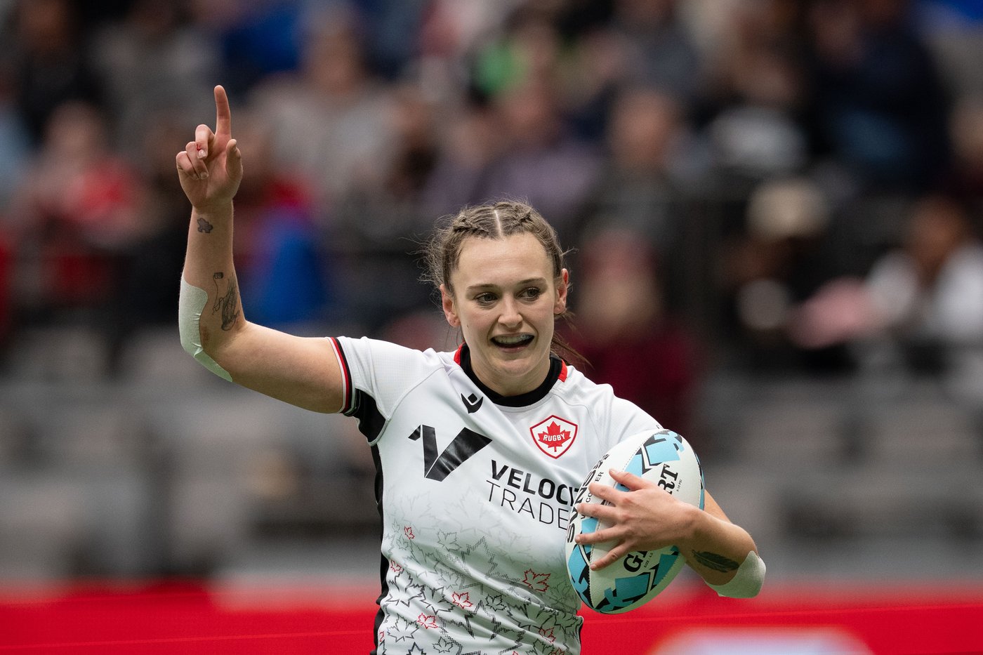 Canada reaches semifinals of women's rugby sevens world championship series | iNFOnews.ca