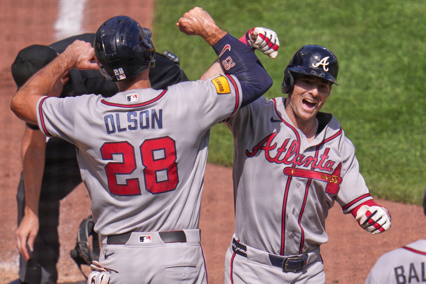 Mike Yastrzemski hits grand slam in Braves' 10-5 win over Pirates | iNFOnews.ca Mike Yastrzemski hits grand slam in Braves' 10-5 win over Pirates | iNFOnews.ca