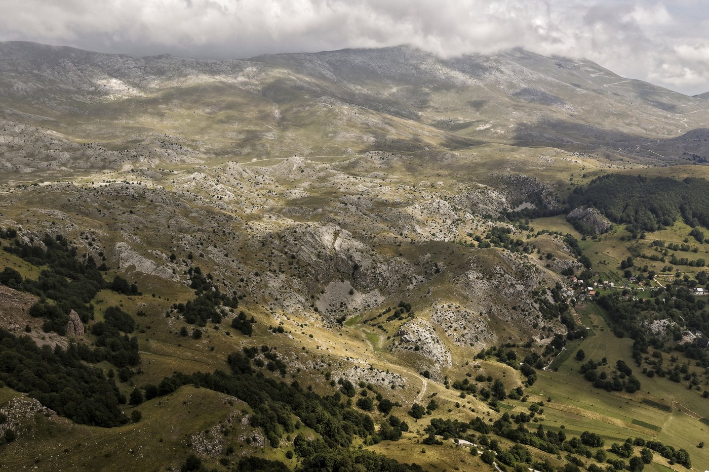 Bosnia's mountain resorts pivot to summer tourism as climate changes | iNFOnews.ca