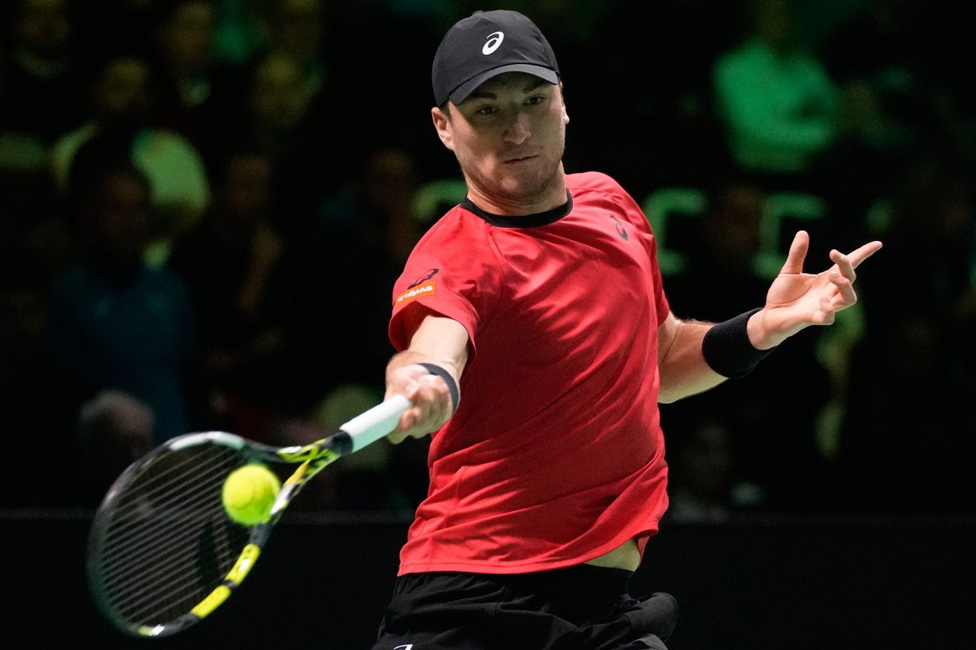 Cobolli sends defending two-time champion Italy into Davis Cup final | iNFOnews.ca