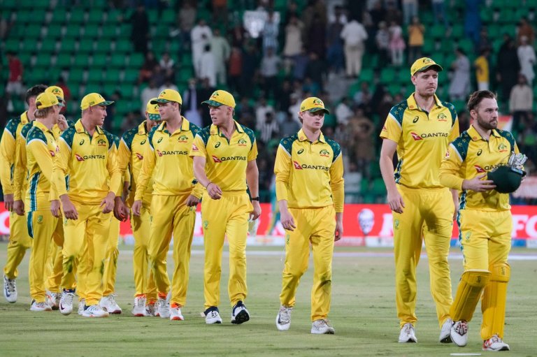 Australia elects to field in 1st one-day cricket international against Bangladesh | iNFOnews.ca