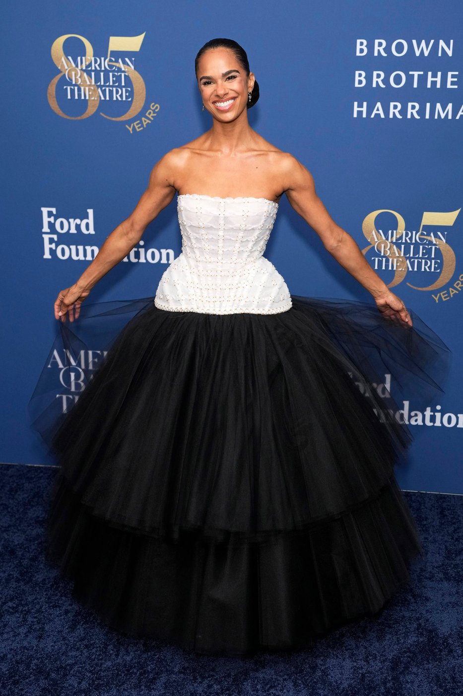 Misty Copeland hangs up her pointe shoes after performing for adoring crowd at retirement show | iNFOnews.ca Misty Copeland hangs up her pointe shoes after performing for adoring crowd at retirement show | iNFOnews.ca