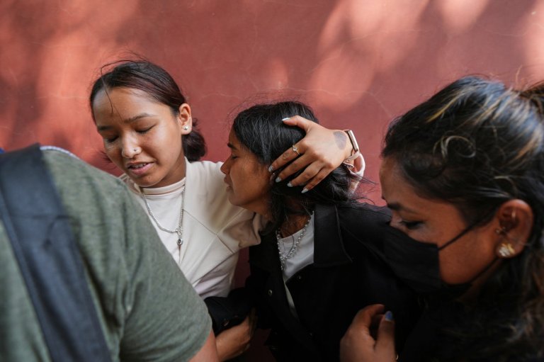 The Latest: Rescuers search for hundreds still missing in area of Nepal-China border disaster | iNFOnews.ca