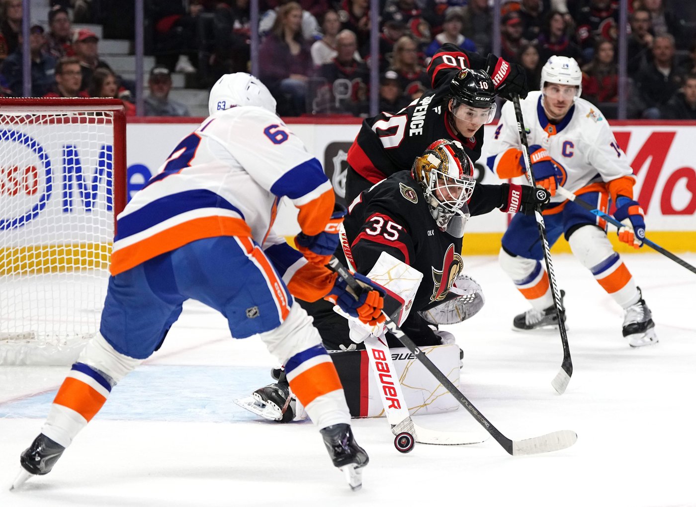 Senators reaping reward of Ullmark's impressive play to start season | iNFOnews.ca