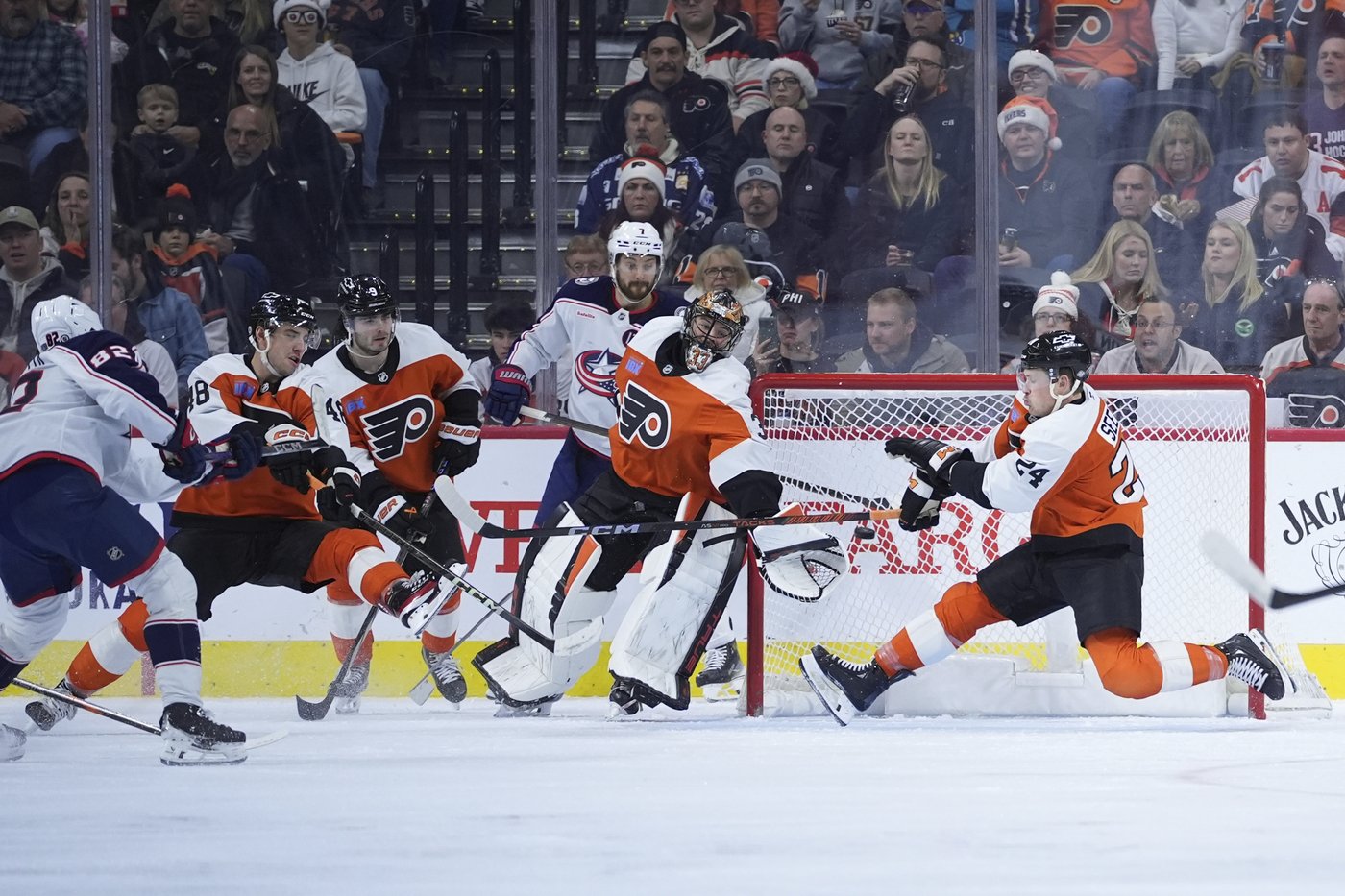 Tippett's OT goal and 4-point game powers the Flyers to a 5-4 comeback win over the Blue Jackets | iNFOnews.ca Tippett's OT goal and 4-point game powers the Flyers to a 5-4 comeback win over the Blue Jackets | iNFOnews.ca