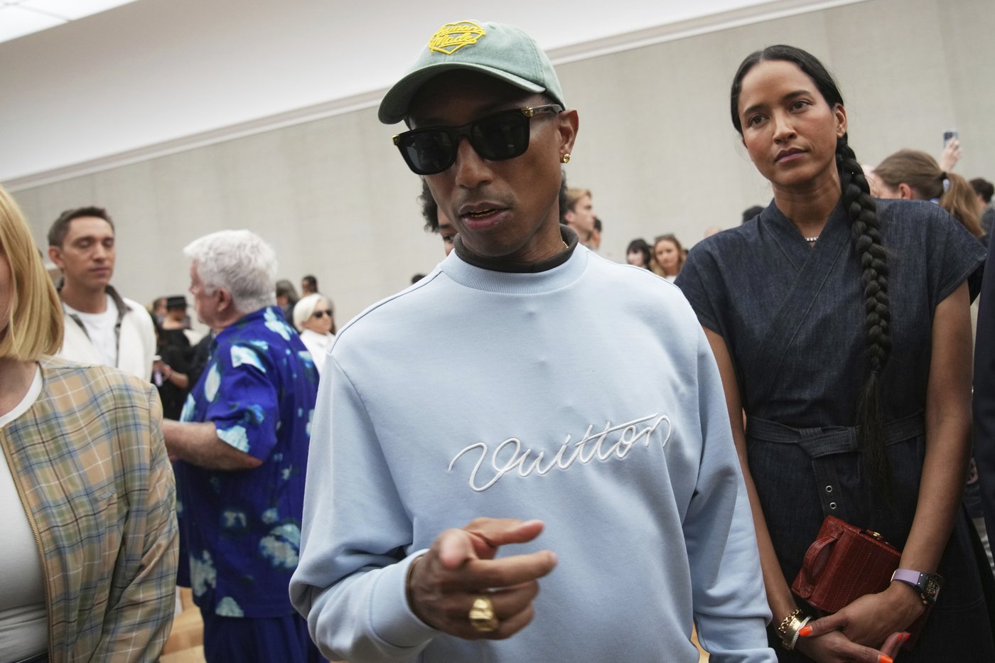 Beyoncé and Jay-Z become the main event as Paris crowns celebrity the world’s hottest trend | iNFOnews.ca