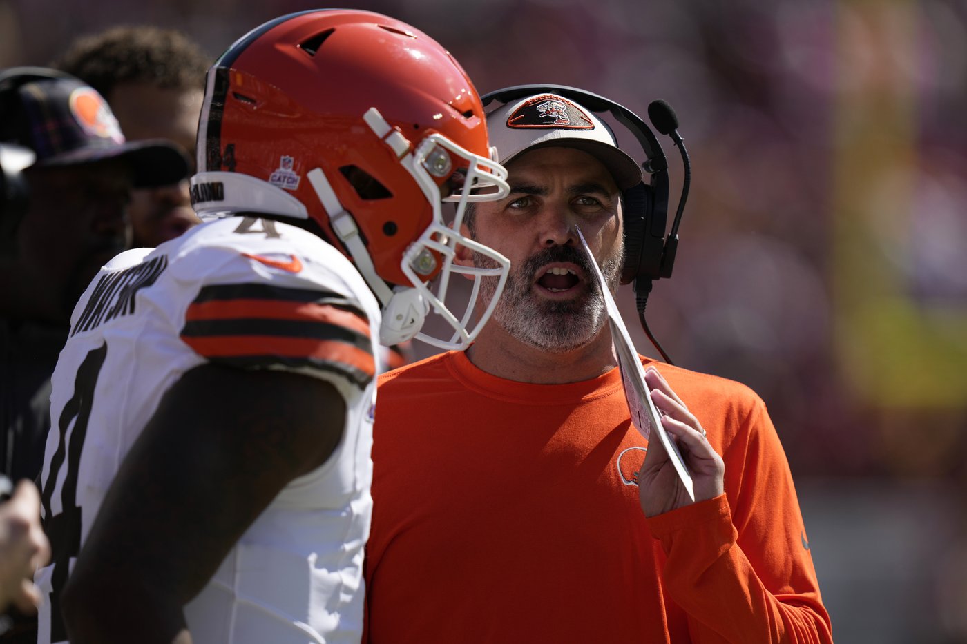 Deshaun Watson under siege as QB's dismal play leads to criticism, calls for benching | iNFOnews.ca