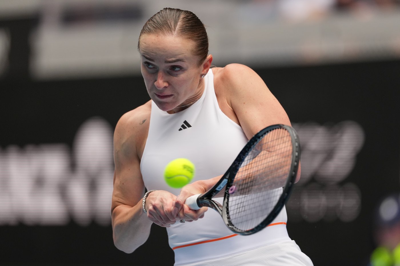 Svitolina is refreshed after a mental health break and into Australian Open's 3rd round | iNFOnews.ca