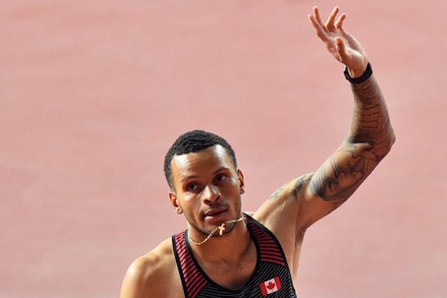 Canadian sprinters De Grasse, Brown cruise into 200-metre semifinal at worlds | iNFOnews.ca CP534285458