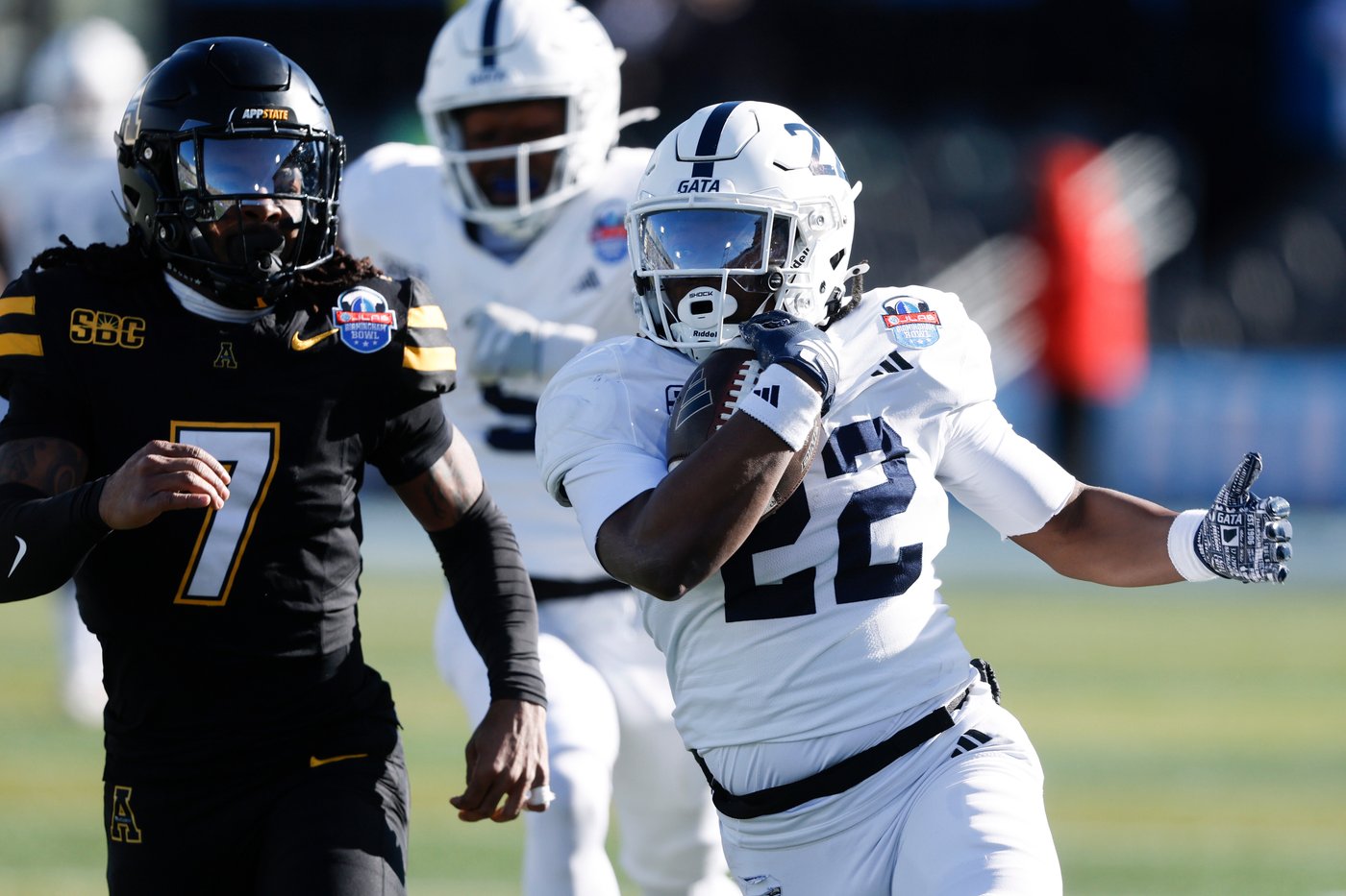 Georgia Southern beats Appalachian State 29-10, wins Birmingham Bowl | iNFOnews.ca