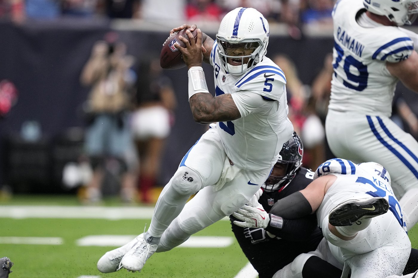 Stroud throws TD pass, Mixon adds score as Texans outlast Colts 23-20 | iNFOnews.ca