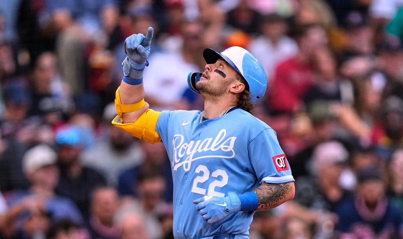 Ranger Suarez goes 7 innings, Wilyer Abreu hits key 2-run double as Red Sox beat Royals 5-1 | iNFOnews.ca
