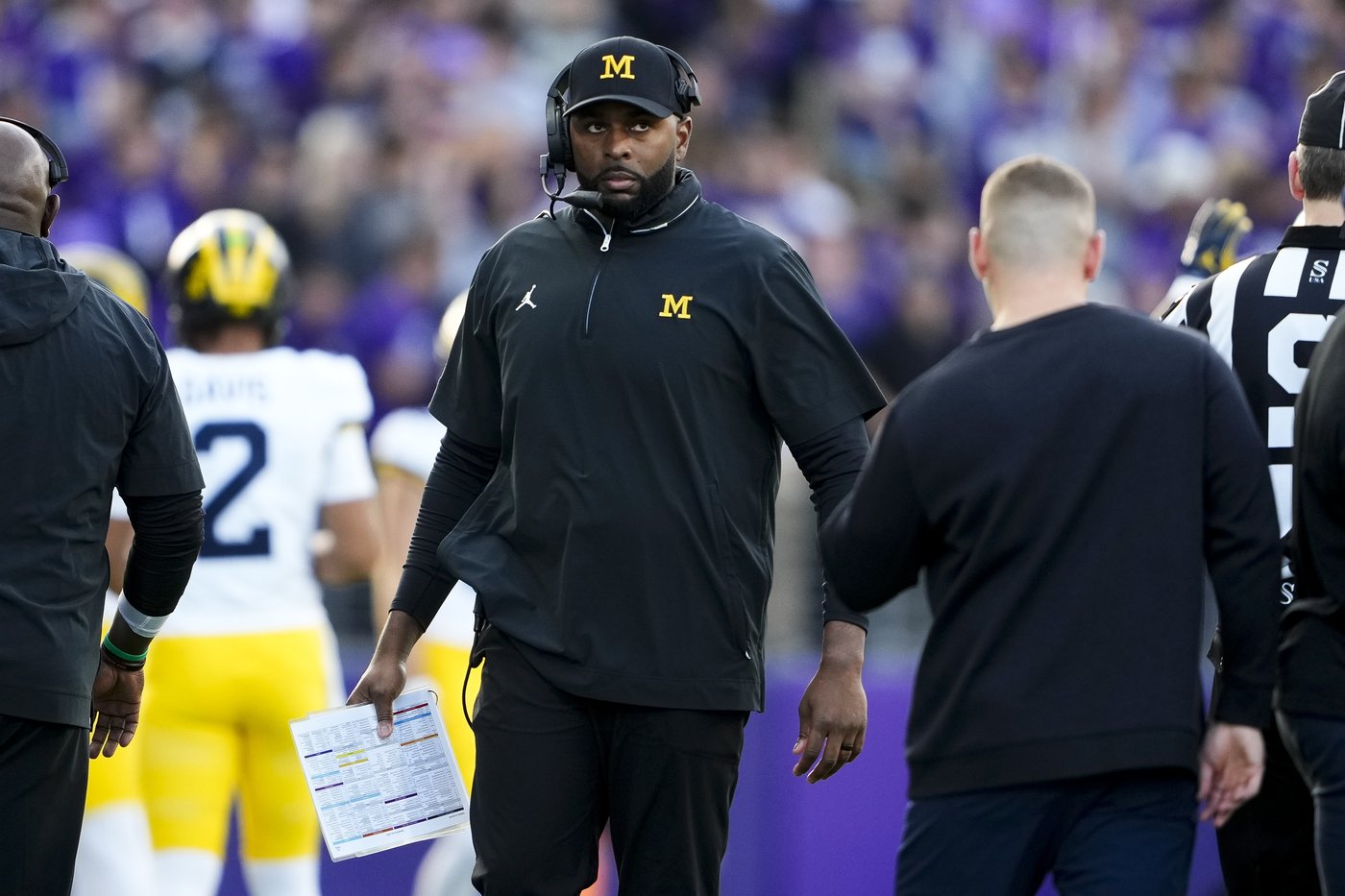 Washington pulls away in 4th quarter to beat No. 10 Michigan 27-17 in title game rematch | iNFOnews.ca
