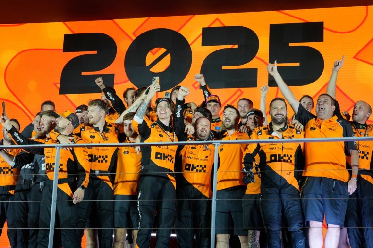 Incident between Piastri and Norris overshadows McLaren's F1 constructors’ title win | iNFOnews.ca