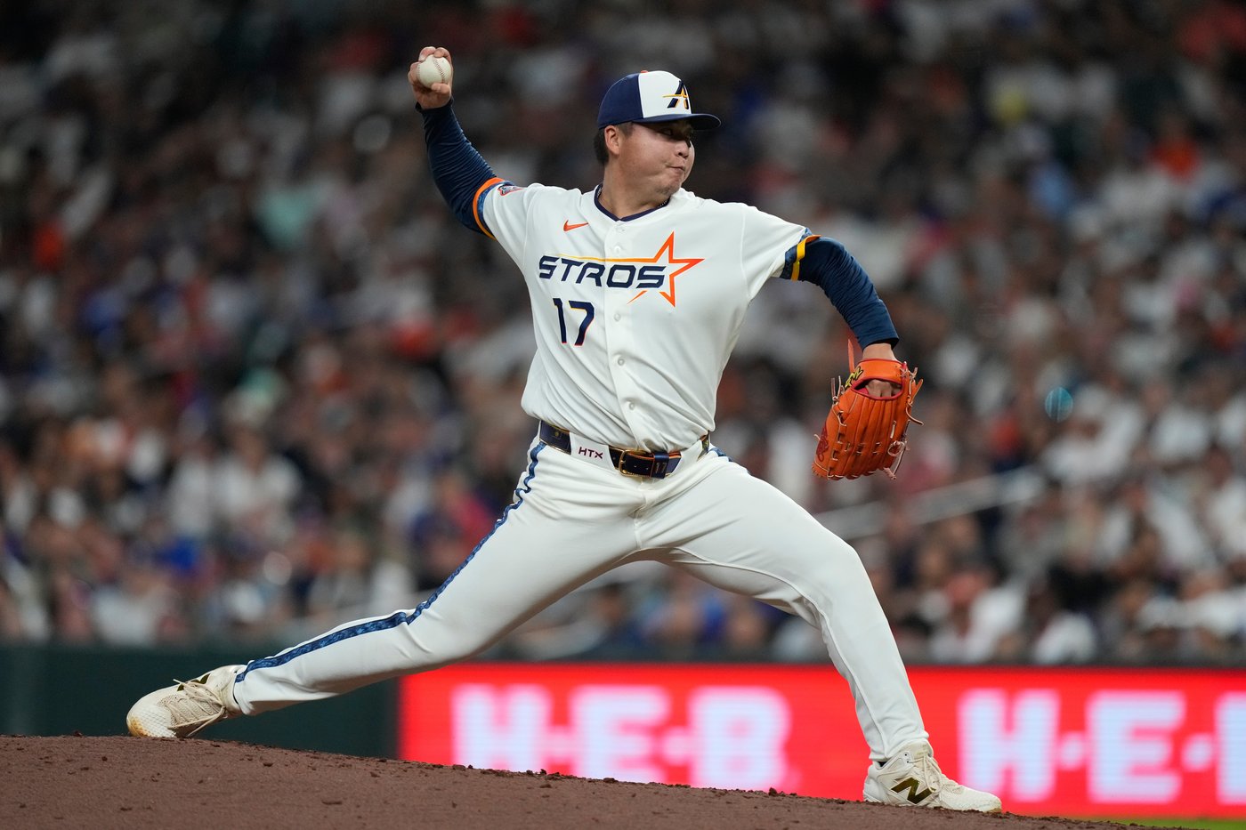 Kyle Tucker homers, drives in 2 runs as the Dodgers beat the Astros 8-3 | iNFOnews.ca