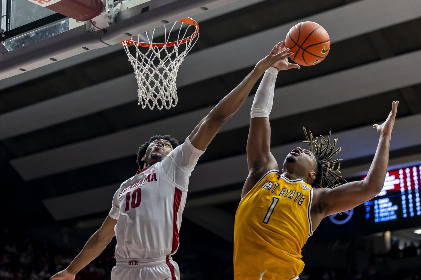 Despite poor shooting, No. 6 Alabama easily beats Kent State 81-54 | iNFOnews.ca Despite poor shooting, No. 6 Alabama easily beats Kent State 81-54 | iNFOnews.ca