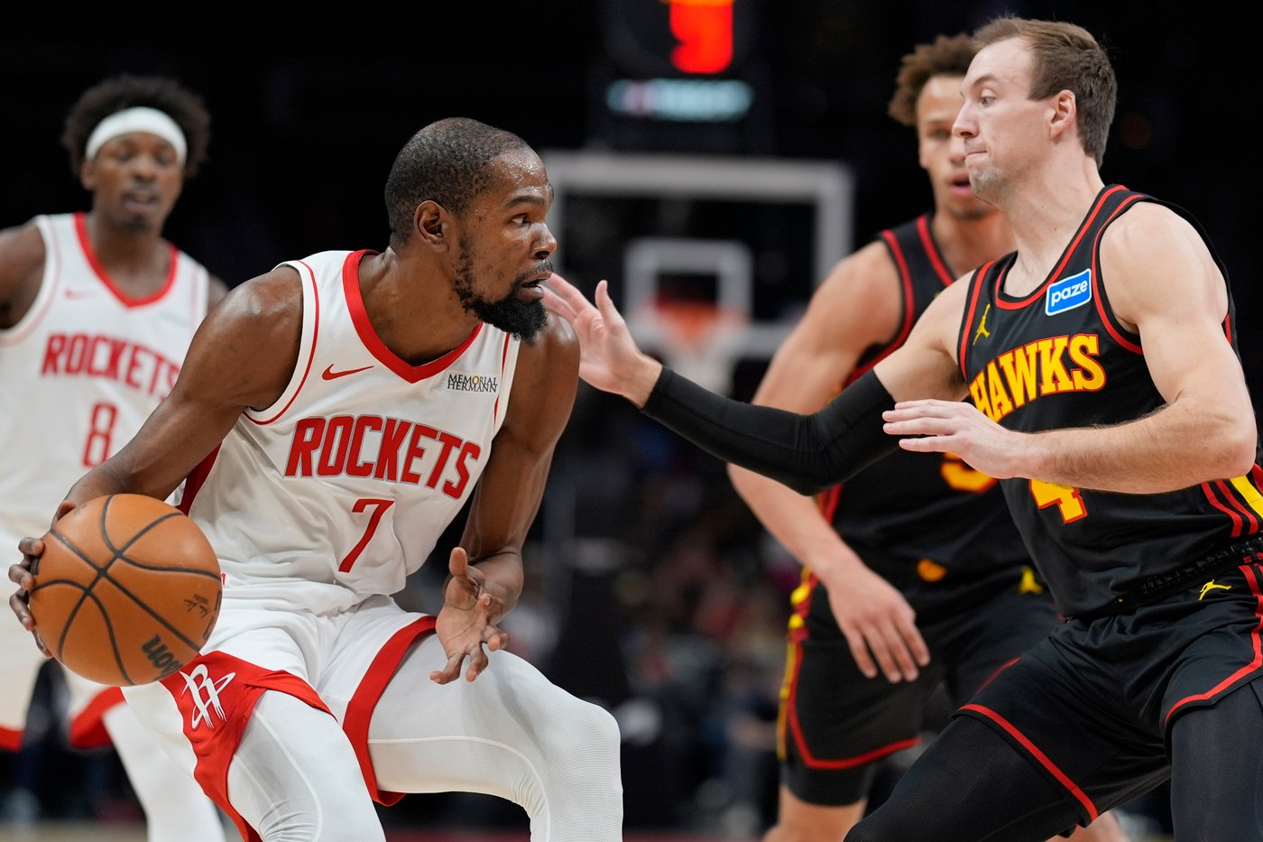 Durant scores 31 points as Rockets dominate second half and roll past short-handed Hawks 104-86 | iNFOnews.ca