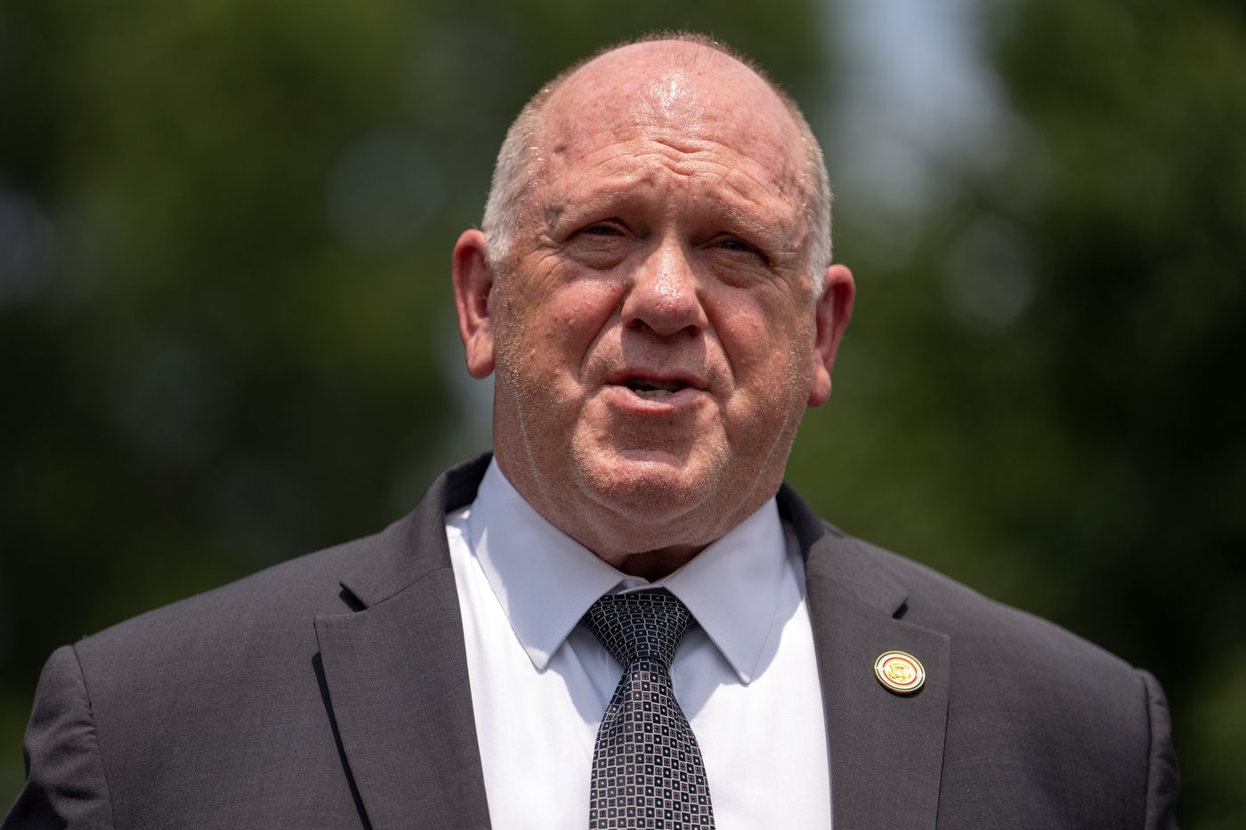 Trump's border czar says vetting of ICE officer is under internal review after Maine shooting | iNFOnews.ca
