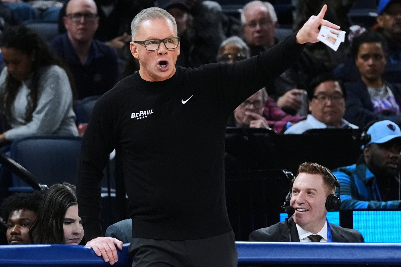 No. 22 St. John's overcomes shaky start to beat DePaul 68-56 for its 8th straight win | iNFOnews.ca No. 22 St. John's overcomes shaky start to beat DePaul 68-56 for its 8th straight win | iNFOnews.ca