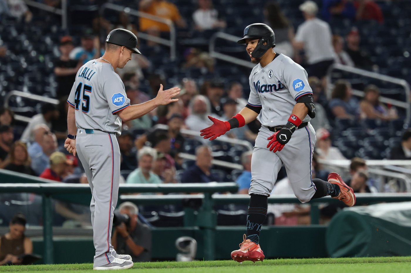Marlins hit 3 straight homers and hold Nationals hitless until 6th inning of 7-3 victory | iNFOnews.ca Marlins hit 3 straight homers and hold Nationals hitless until 6th inning of 7-3 victory | iNFOnews.ca