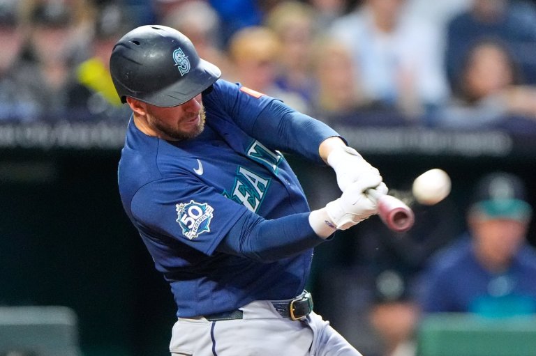 Mitch Garver's 2-run homer sends Mariners to 2-0 win over punchless Royals | iNFOnews.ca