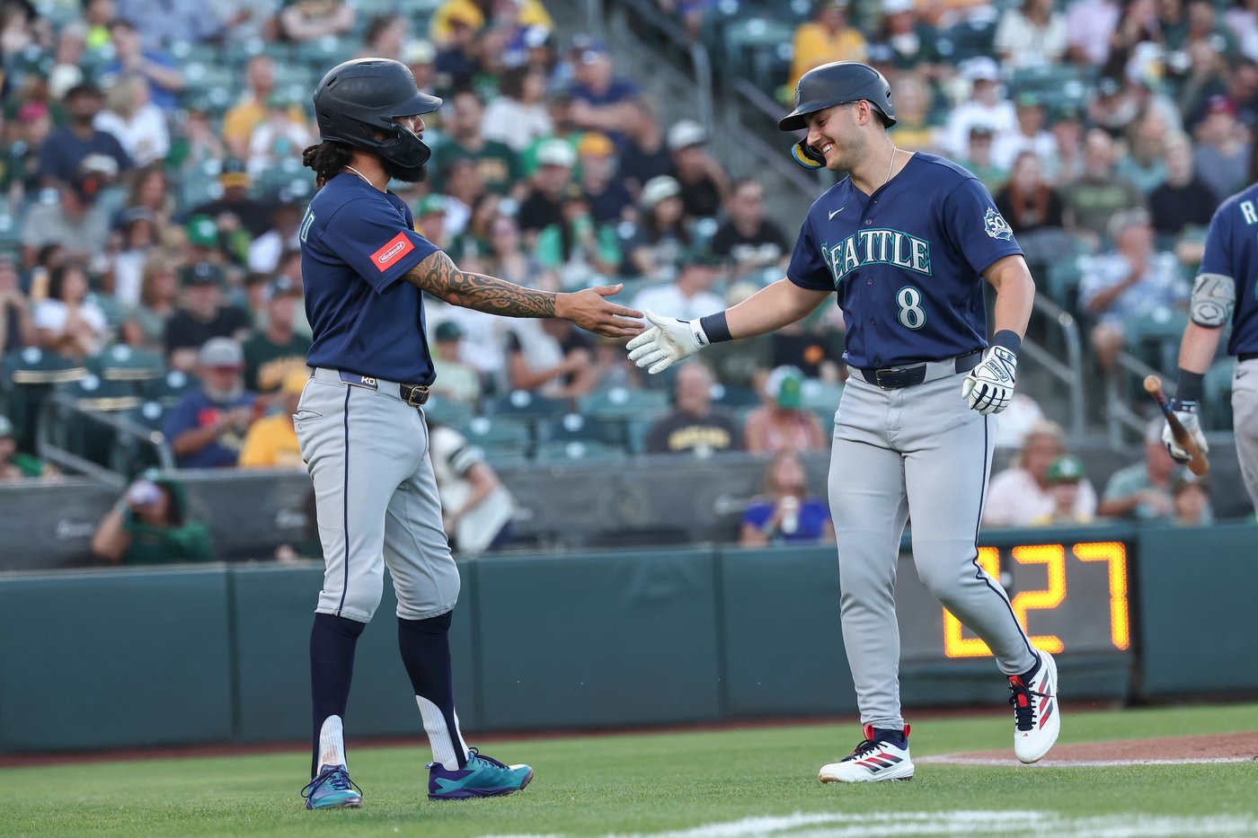 Mariners pound Athletics 19-1 with 5 home runs, 23 hits | iNFOnews.ca Mariners pound Athletics 19-1 with 5 home runs, 23 hits | iNFOnews.ca
