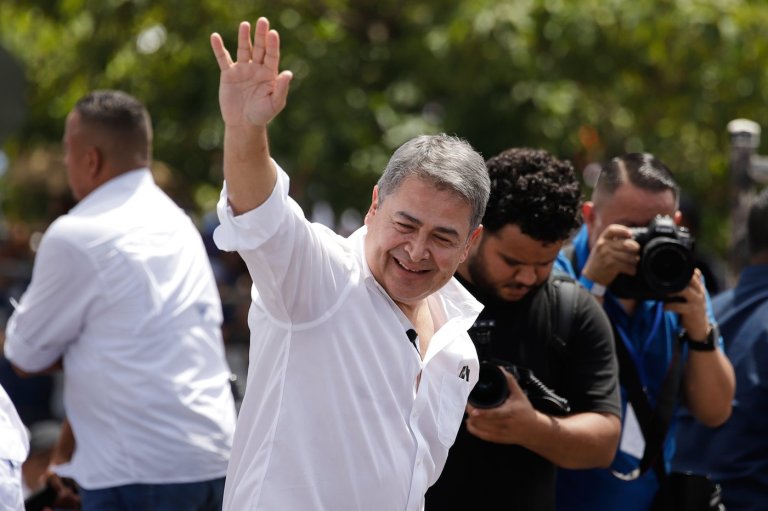 A Honduran judge grants former President Juan Orlando Hernández release as corruption trial proceeds | iNFOnews.ca