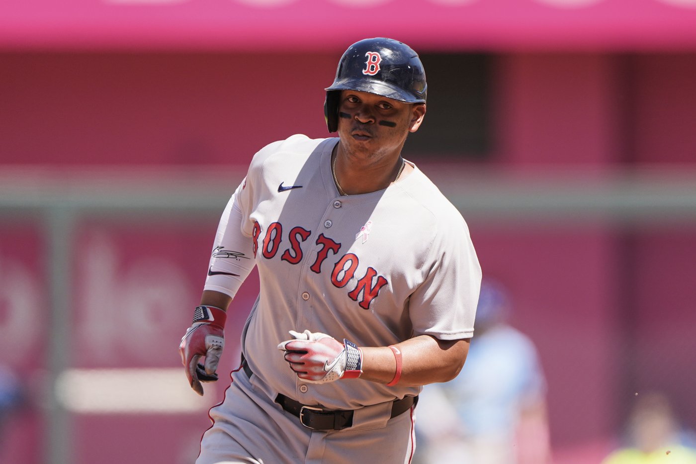 Devers’ homer boosts Giolito to first win since 2023 as Red Sox beat Royals 3-1 | iNFOnews.ca