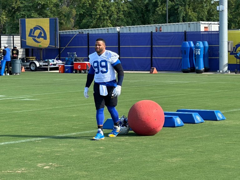 Aaron Donald pleased with how return to field is going, mum on status for Rams' season opener | iNFOnews.ca