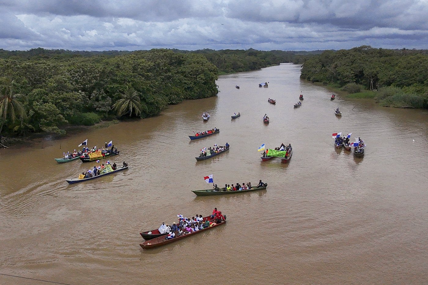 Planned water reserve intended to ease shortages in the Panama Canal fuels river protest | iNFOnews.ca
