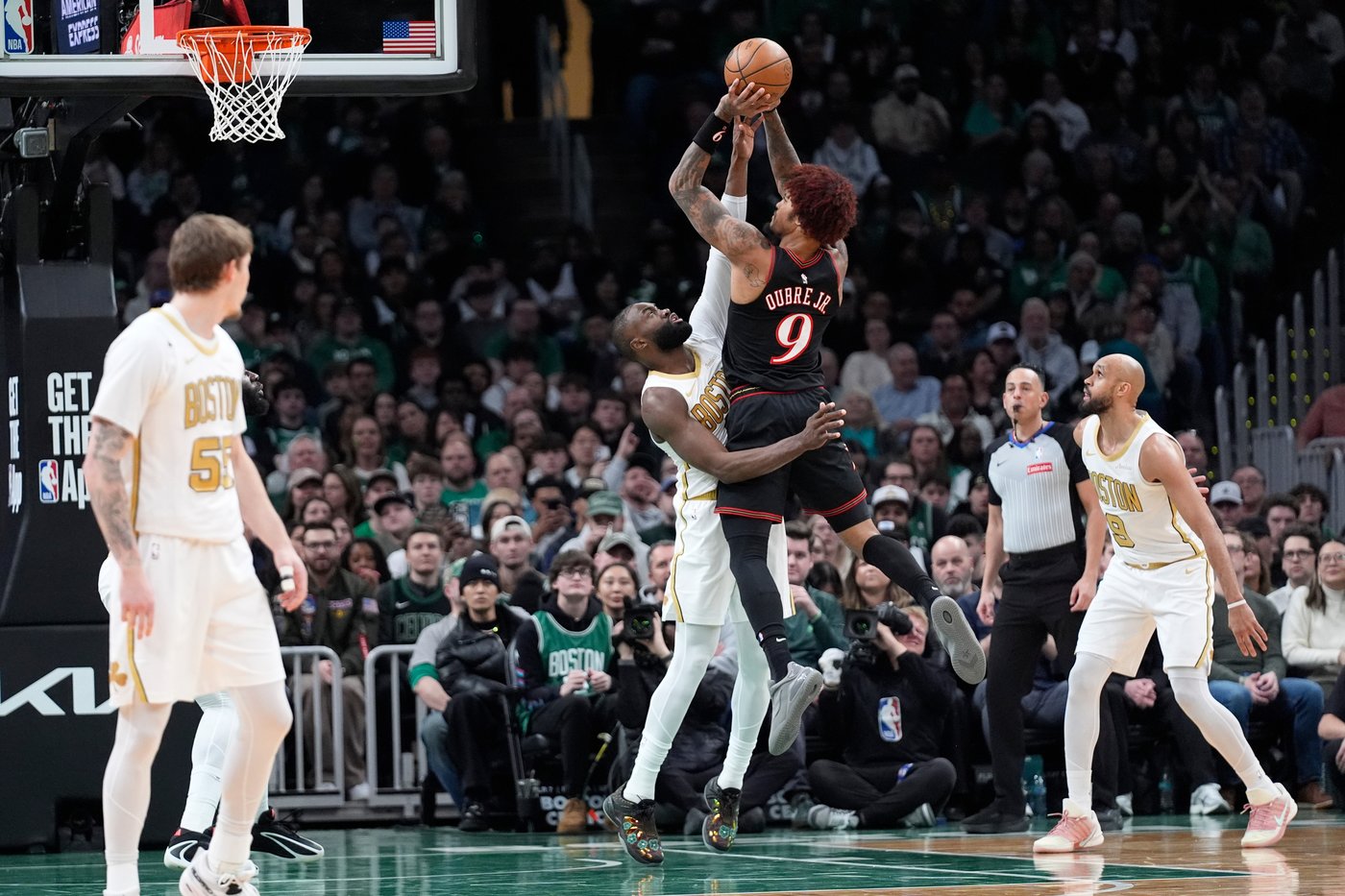 Queta's career-high 27 points spark Celtics to 114-98 win over 76ers | iNFOnews.ca Queta's career-high 27 points spark Celtics to 114-98 win over 76ers | iNFOnews.ca