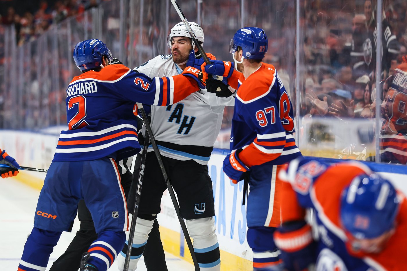 'The confidence we need': Mammoth move past previous struggles versus Oilers in win | iNFOnews.ca 'The confidence we need': Mammoth move past previous struggles versus Oilers in win | iNFOnews.ca