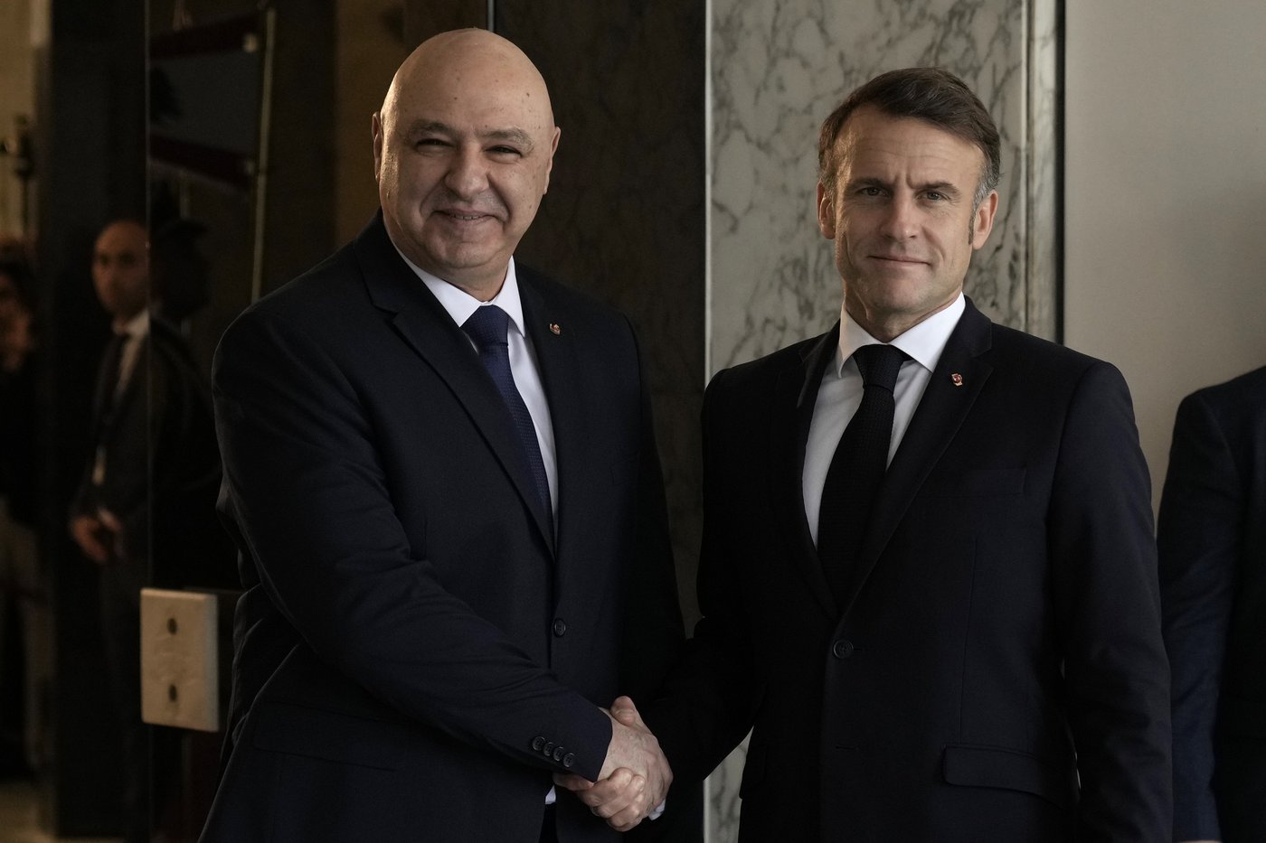 France's Macron expresses support for new leadership in Lebanon as it recovers from crisis | iNFOnews.ca France's Macron expresses support for new leadership in Lebanon as it recovers from crisis | iNFOnews.ca