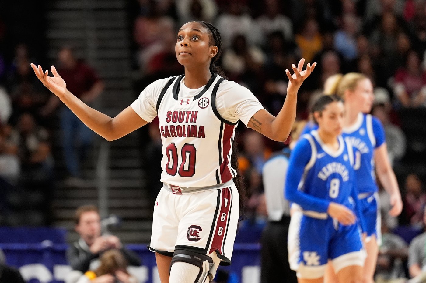 No. 3 South Carolina opens SEC Tournament title defense with 87-64 rout of No. 17 Kentucky | iNFOnews.ca