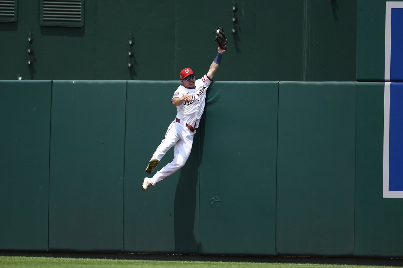 Unswept Reds: Lodolo goes distance in shutout win at Nats as Cincinnati again avoids series sweep | iNFOnews.ca Unswept Reds: Lodolo goes distance in shutout win at Nats as Cincinnati again avoids series sweep | iNFOnews.ca