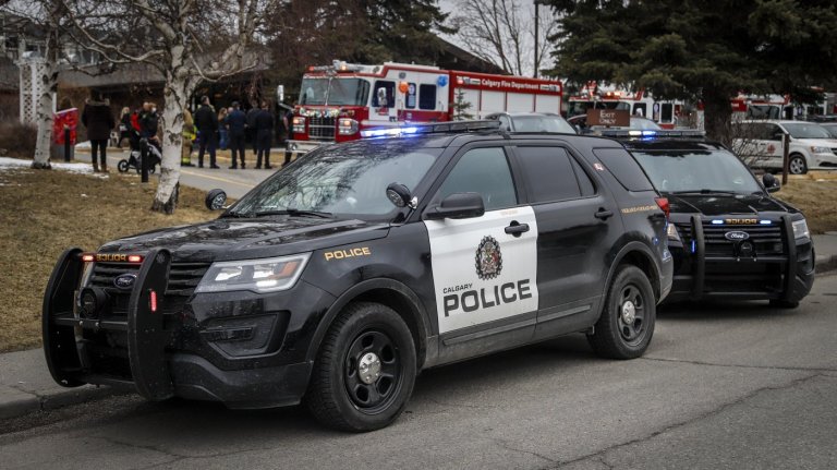 CP NewsAlert: Fiery transit bus crash in northwest Calgary | iNFOnews.ca