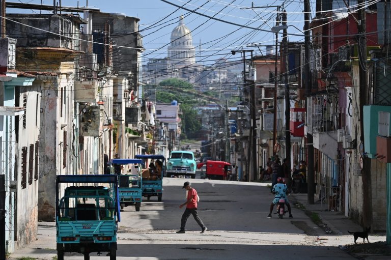 US commander meets with Cuban military officials as Trump pressures island nation | iNFOnews.ca