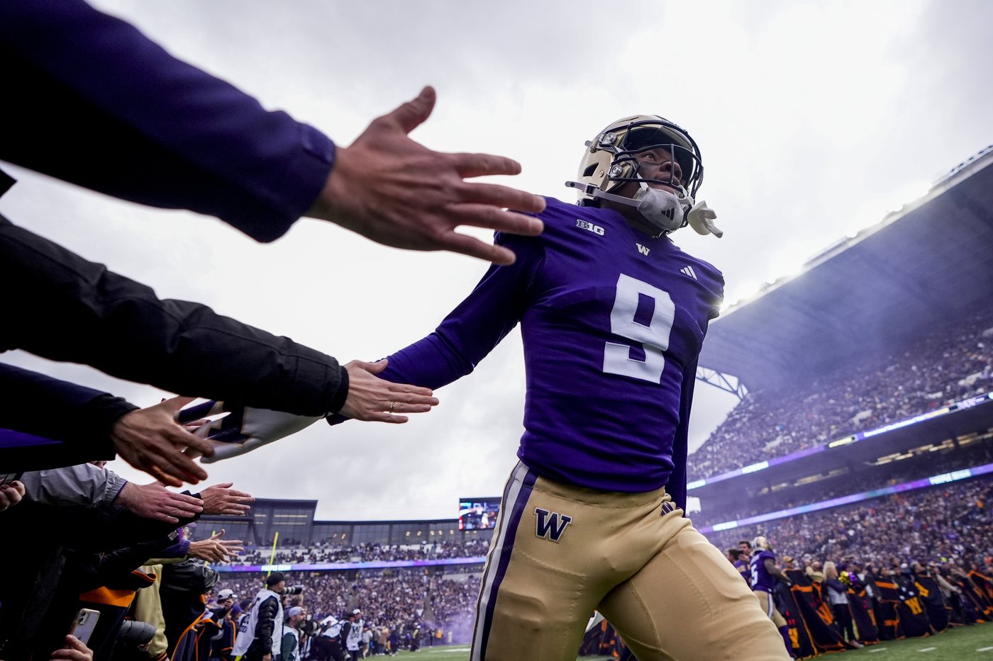 Washington stops USC twice in 4th quarter to preserve 26-21 victory | iNFOnews.ca Washington stops USC twice in 4th quarter to preserve 26-21 victory | iNFOnews.ca
