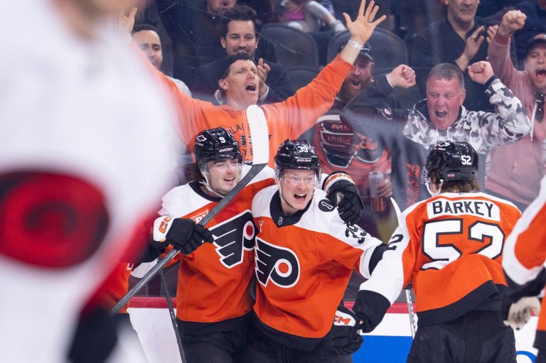 The orange-and-black are back as Flyers celebrate clinching 1st playoff spot since 2020 | iNFOnews.ca
