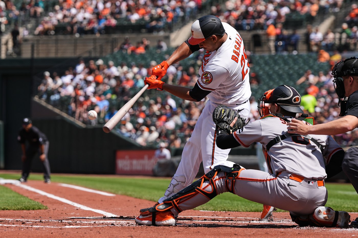 Basallo's homer, Alonso's 2 RBIs help Orioles defeat Giants 6-2 | iNFOnews.ca