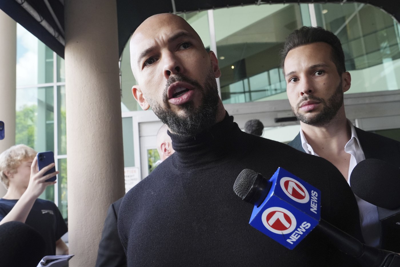 After the Tate brothers return to the US, DeSantis says they are not welcome. Here's what to know | iNFOnews.ca After the Tate brothers return to the US, DeSantis says they are not welcome. Here's what to know | iNFOnews.ca