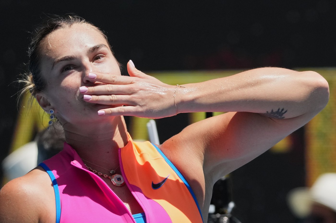 Record crowds witness Sabalenka, Alcaraz, Gauff and Zverev advance at Australian Open | iNFOnews.ca
