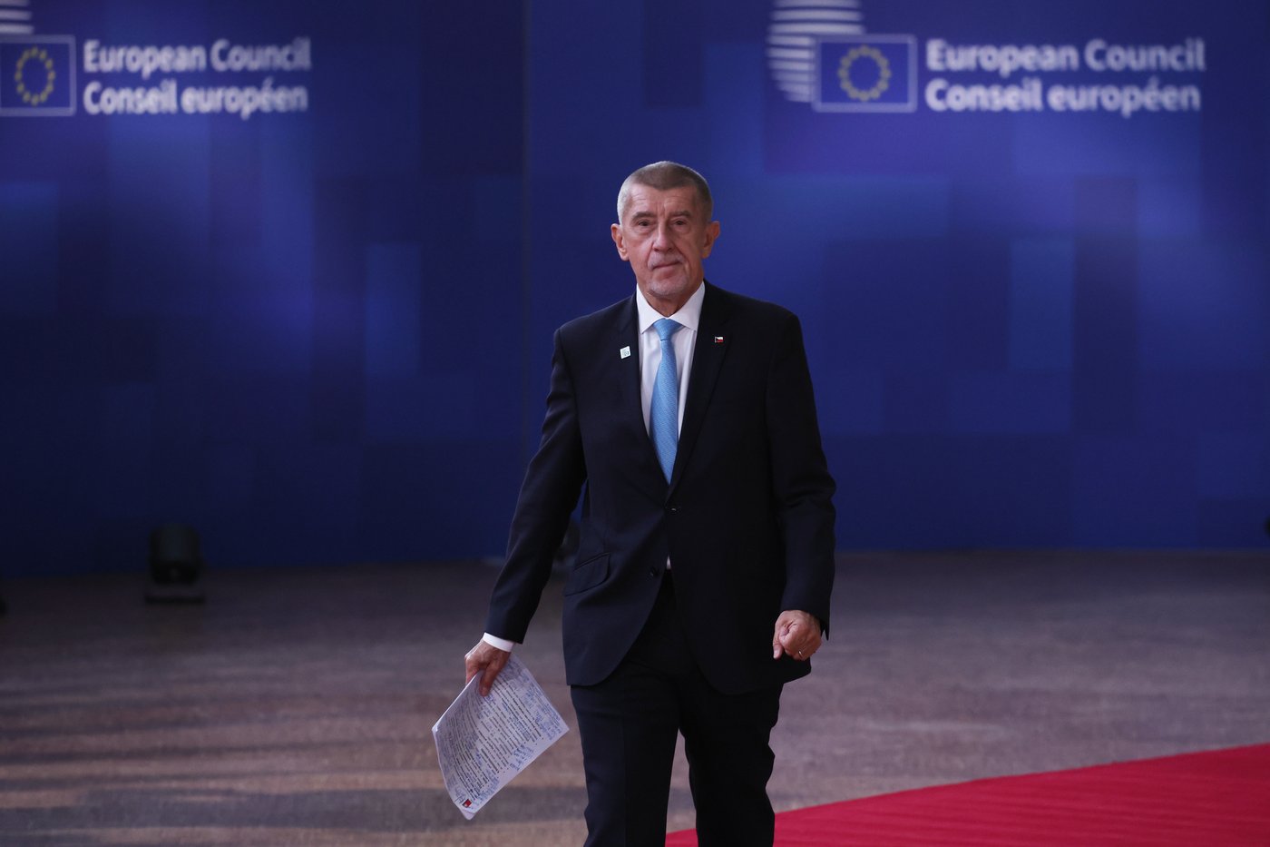 Pro-Western opposition keeps control of Czech Senate after big election gains | iNFOnews.ca